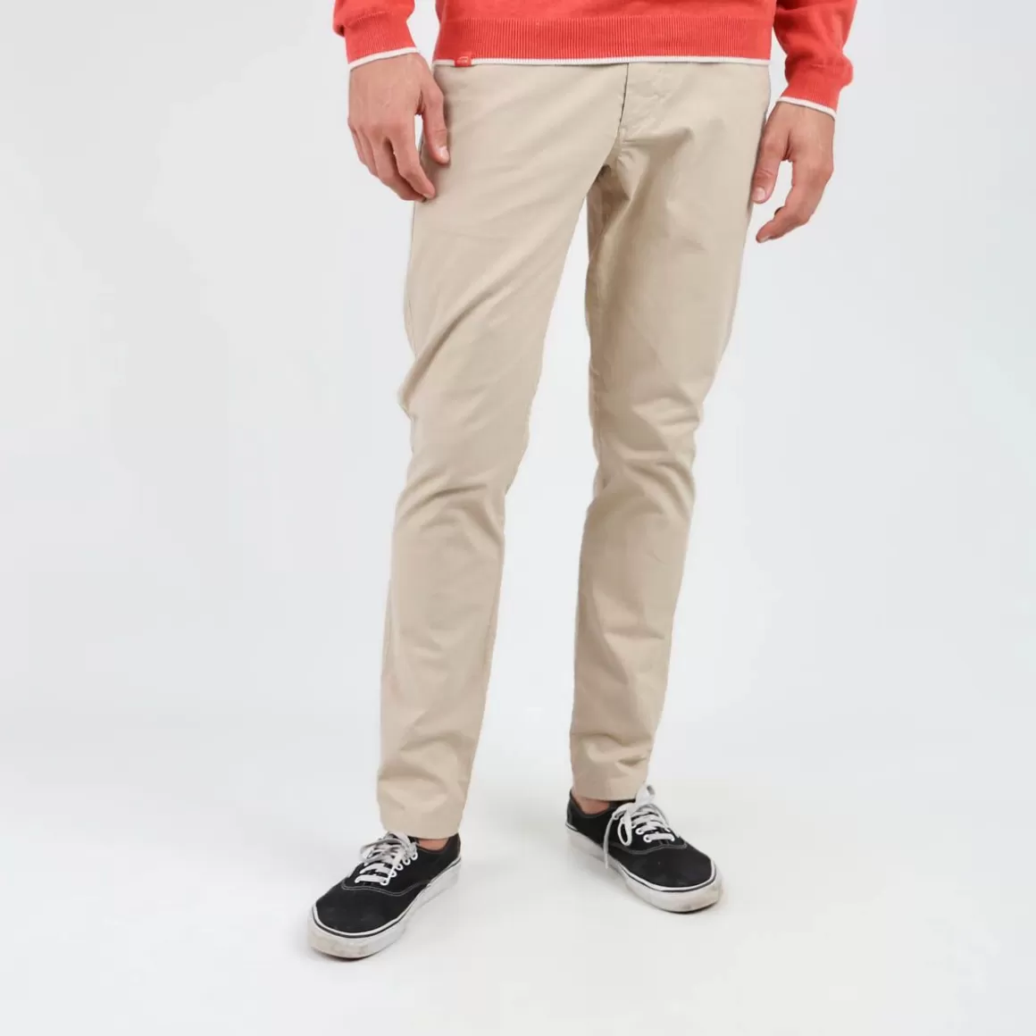 Chino REANO - -OXBOW Sale
