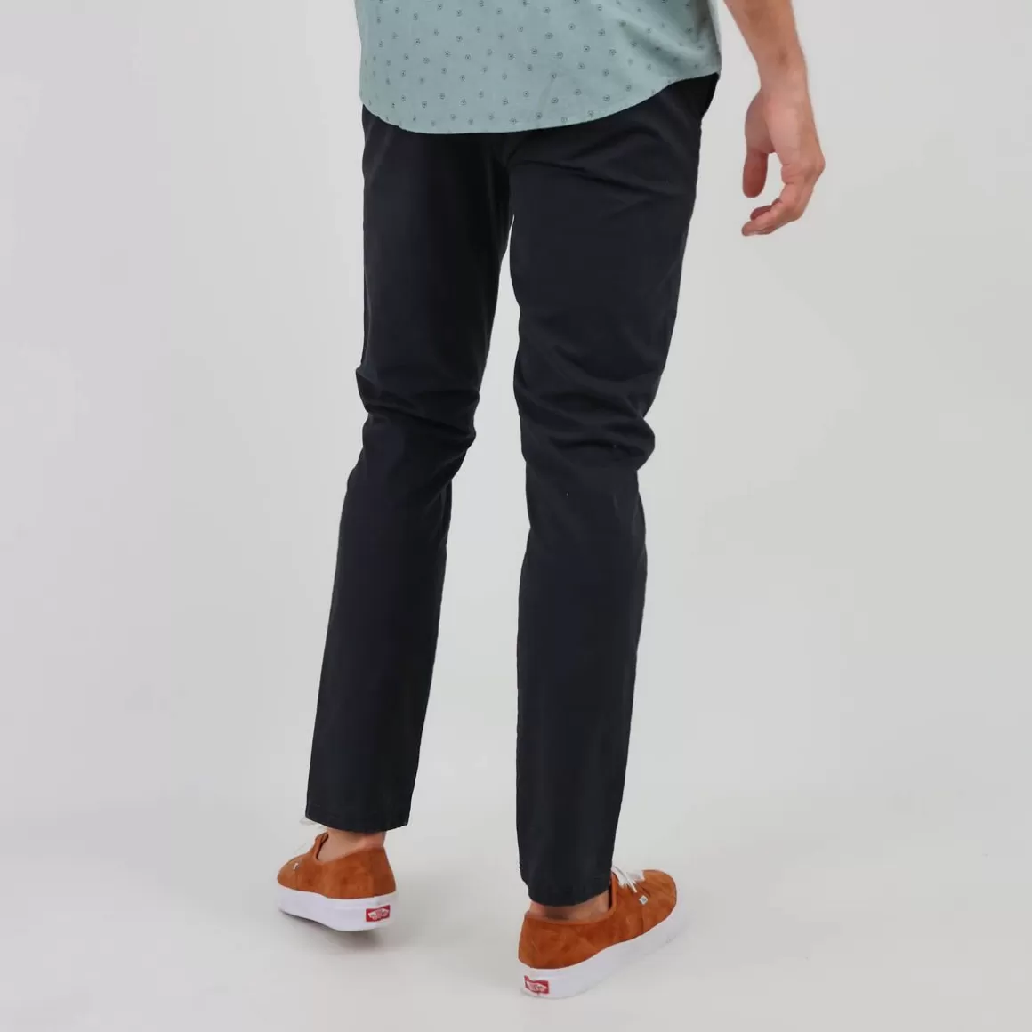 Chino REANO - -OXBOW Online